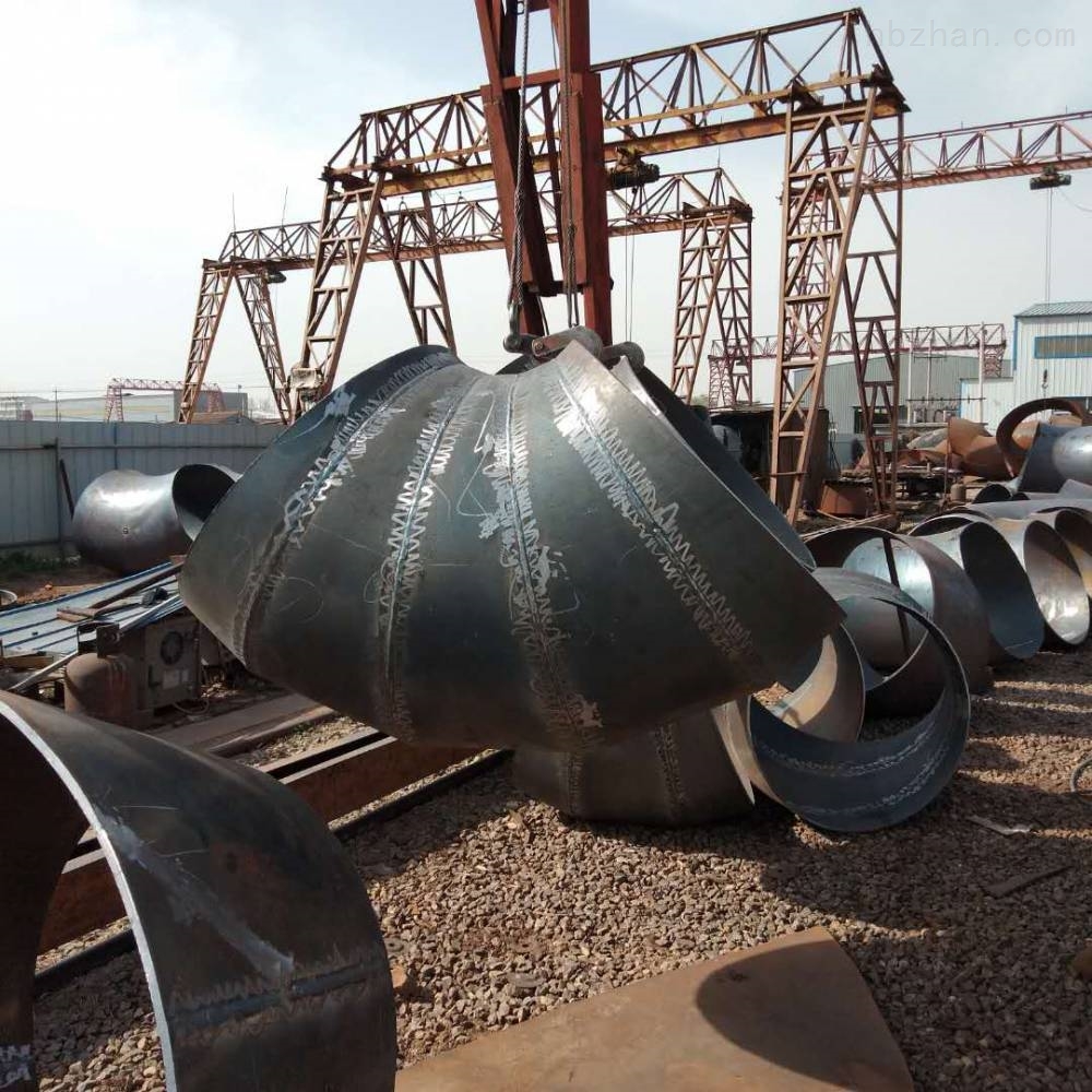 820*10-供应90度焊接弯头 大口径碳钢对焊弯头