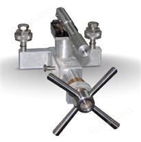 便攜式壓力校驗(yàn)臺(tái)